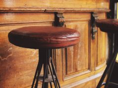 Мебель для баров и кафе – как выбрать